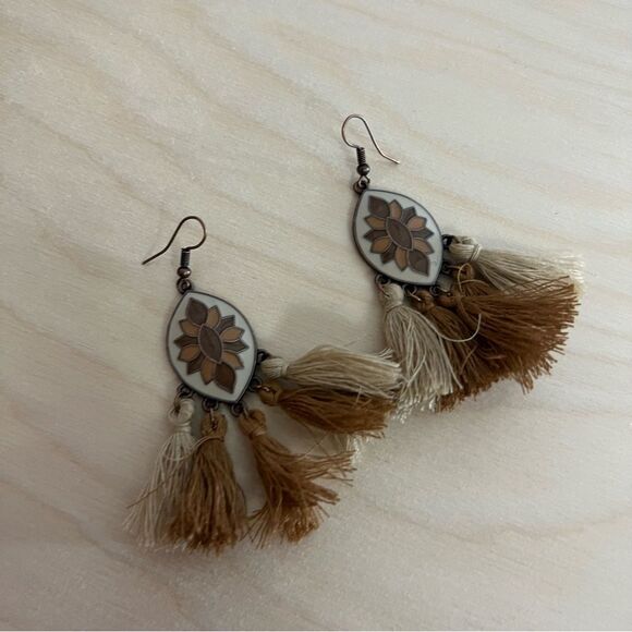 Bohemian tassel earrings NEW - Picture 2 of 7